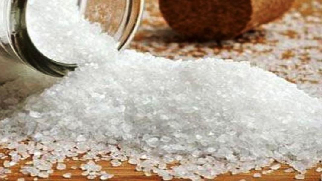 کشف یک هزار و ۳۰۰ کیلوگرم نمک خوراکی غیراستاندارد در دیواندره
