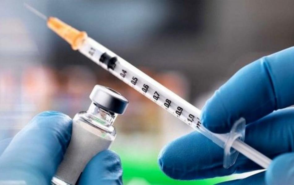 پنج هزار و ۳۰۰ مادر باردار استان مرکزی واکسن آنفلوآنزا دریافت کردند