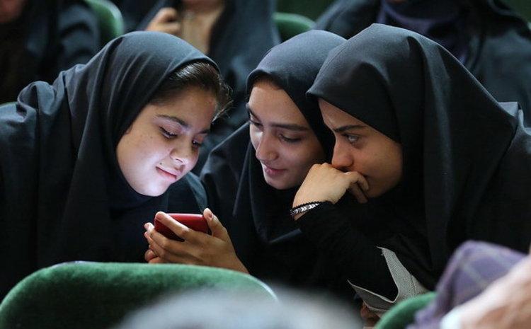 جملات نیش‌داری که دختران ایرانی زیاد می‌شنوند
