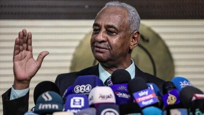 وزیر اطلاع‌رسانی سودان: برای عادی سازی روابط با اسرائیل تحت فشار زیادی قرار داریم 