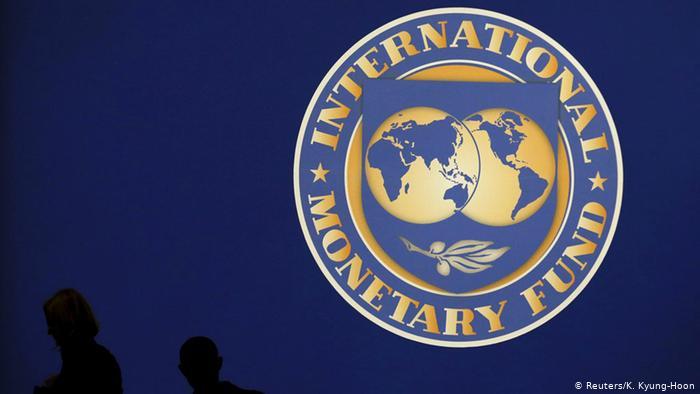 صندوق بین‌المللی پول: سقوط چشمگیر ذخایر ارزی ایران