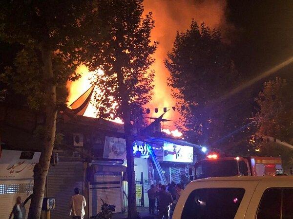 آتش‌سوزی در مغازه اگزوزسازی در اصفهان / انفجار در منزل مسکونی