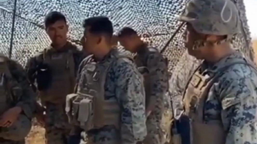 واق واق کردن سربازان آمریکایی هنگام گرفتن غذا + فیلم