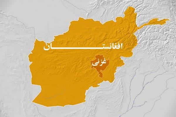 کشته شدن ۹ غیرنظامی افغان در انفجار یک اتوبوس در غزنی