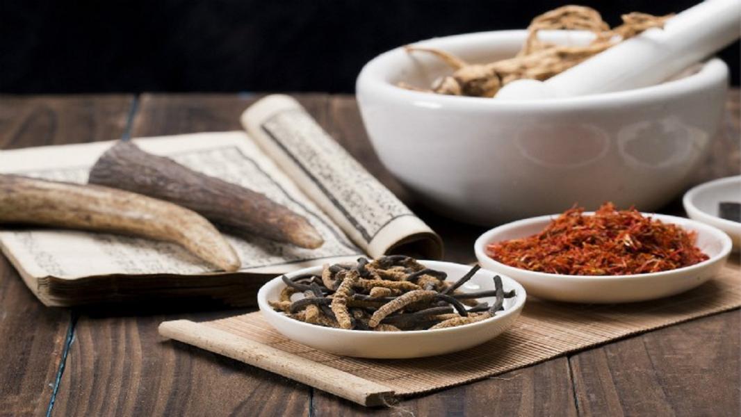 «ابن رومیّه»؛ طبیبی بی‌رقیب با دارو‌های گیاهی