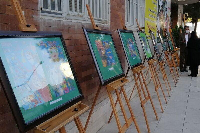نمایشگاه نقاشی کودکان برگزیده کانون پرورش فکری در کرمانشاه برپا شد
