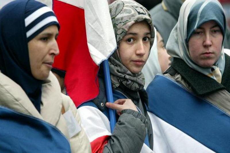 مرکز حقوق بشری: نفرت‌پراکنی مقام‌های فرانسه برای مسلمانان این کشور خطرناک است