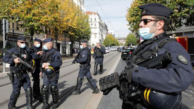 دست‌کم سه کشته در حمله با چاقو در کلیسایی در نیس فرانسه