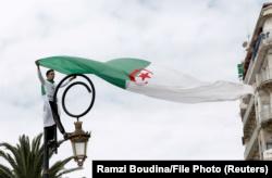 الجزایر؛ پیروزی «خاموش» جنبش حراک یا «دعوتنامه» برای ارتش؟