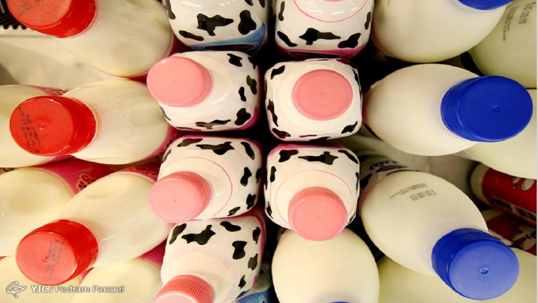 چرا لبنیات مجدد گران شد؟/ فروشِ گران شیر بطری با اسامی عجیب و غریب!  (۳۳ نظر)