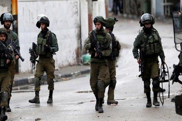نظامیان صهیونیست شماری از فلسطینیان را بازداشت کردند