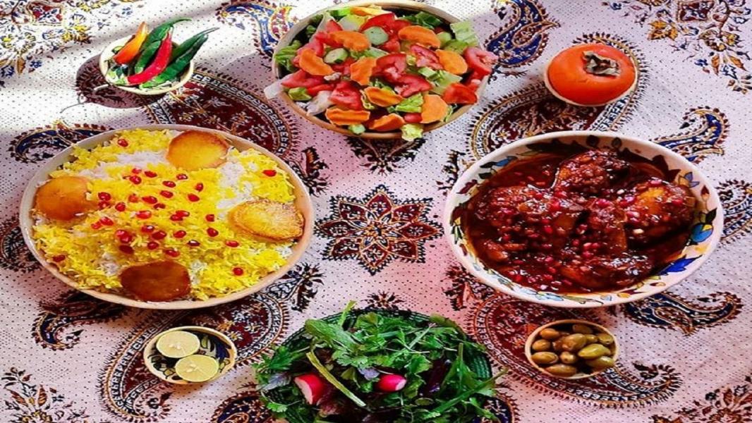 طرز تهیه خورش انار و بادمجان و خوراک انار و بادمجان؛ غذا‌های تهرانی شب یلدا