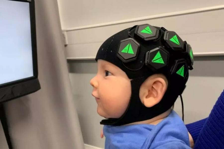 کلاه‌های جدید از مغز کودکان تصویربرداری می‌کند / راهی به‌سوی بینشی جدید درباره فعالیت مغز کودک