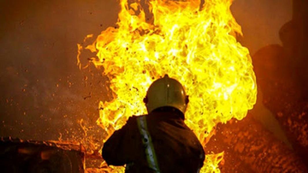 آتش یک رستوران کرجی بدون تلفات خاموش شد