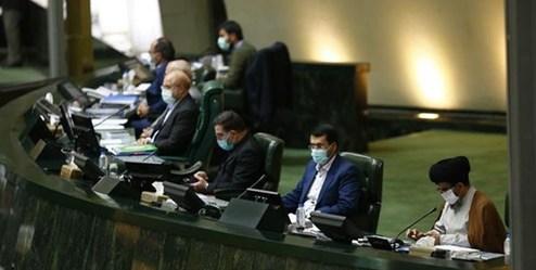 تعیین مجازات قانونی برای مستنکفین از قانون لغو تحریم‌ها
