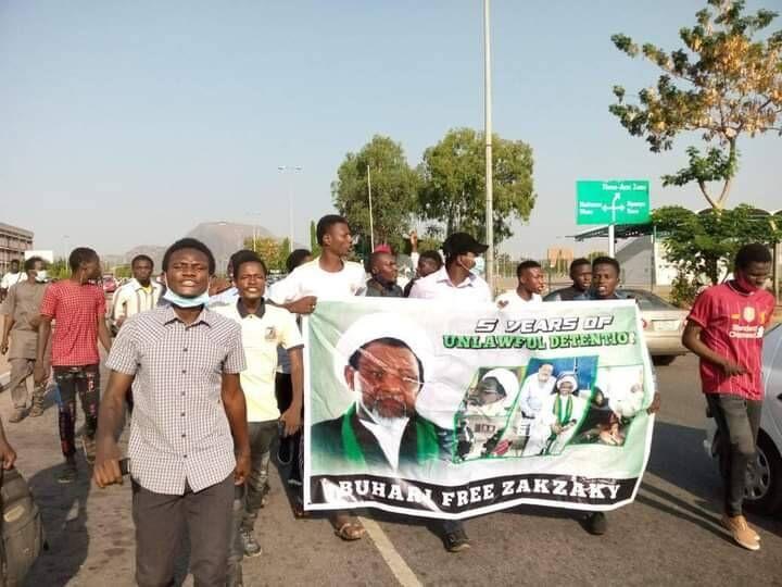 مردم نیجریه برای آزادی شیخ ابراهیم زکزاکی تظاهرات کردند