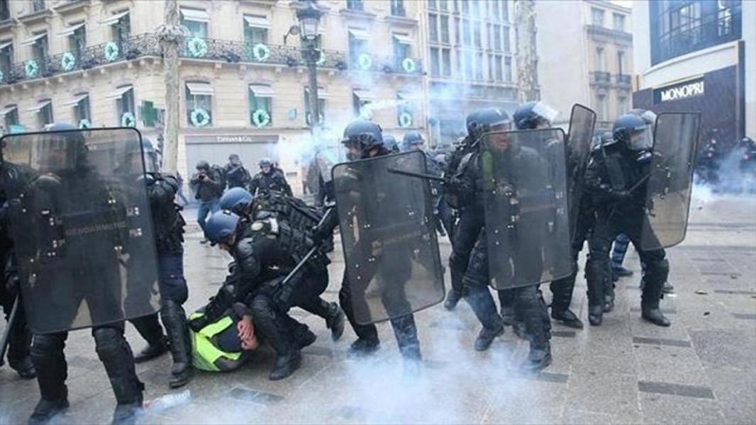 تظاهرات در فرانسه از سرگرفته شد