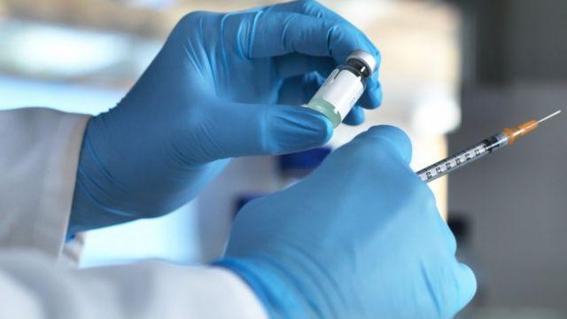 واکسن ایرانی کرونا؛ مرحله اول آزمایش انسانی 'احتمالا از هفته اول دی' آغاز می‌شود