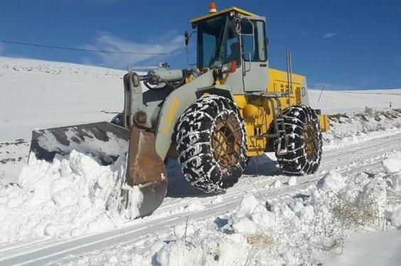 ‌توقف صدور بارنامه برای کامیون‌ها به مقصد استان‌های برف‌گیر‌