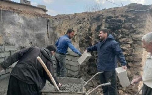 جهادگران ایلامی به ساخت سرویس بهداشتی و حمام برای محرومان روستای سرتنگ ایوان پرداختند