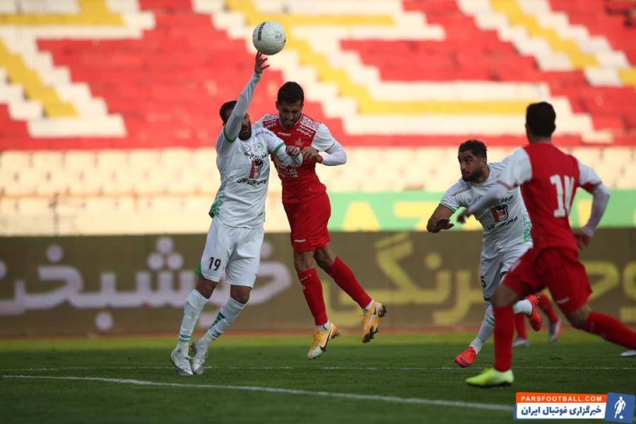 ۱۶:۳۱ فوری ؛ کمیته انضباطی پرسپولیس را نقره داغ کرد