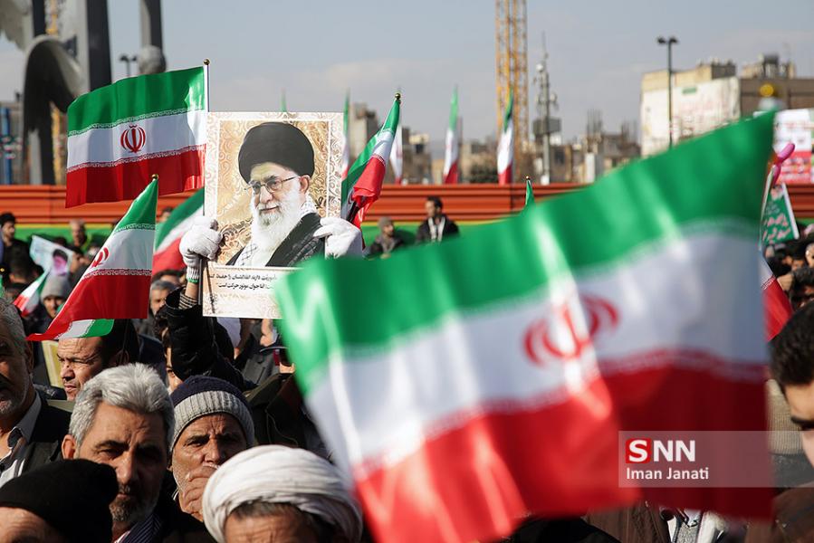 جمهوری اسلامی ایران امروز تبدیل به یک کشور مستقل شده است