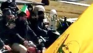 شعار مرگ بر روحانی موتورسواران در راهپیمایی سالگرد انقلاب  - Gooya News