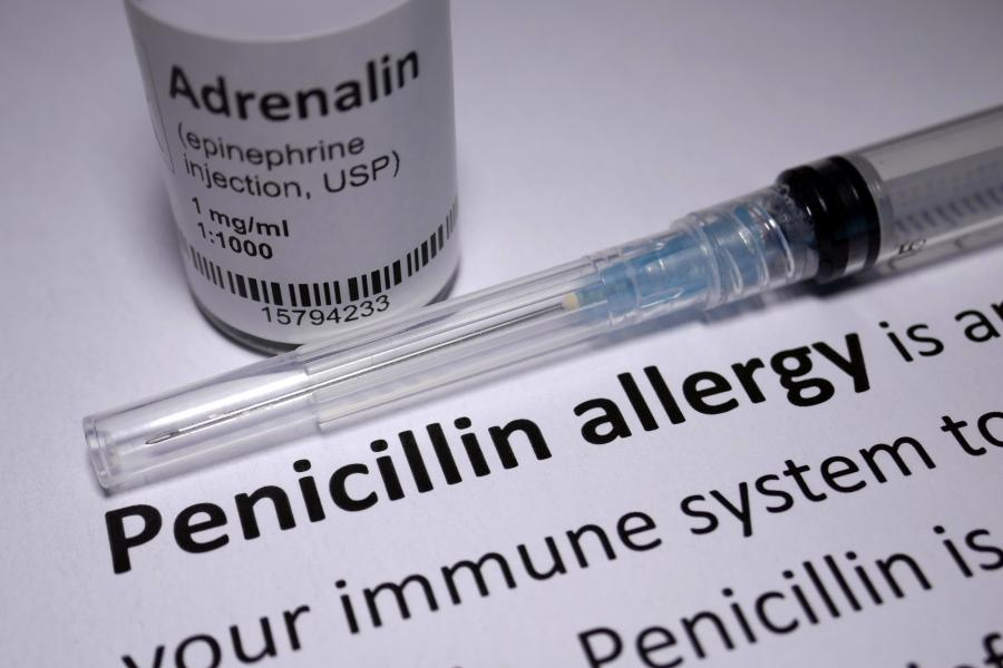 پنی سیلین؛ علائم و دلایل آلرژی به آن