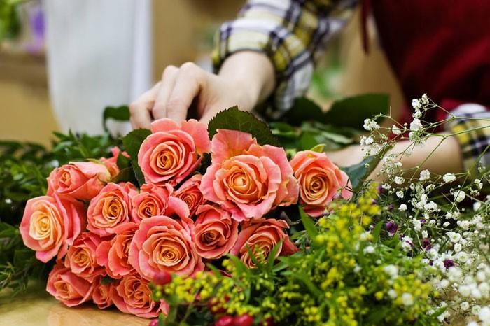 چطور تاج گلی زیبا و اثرگذار بخریم ؟