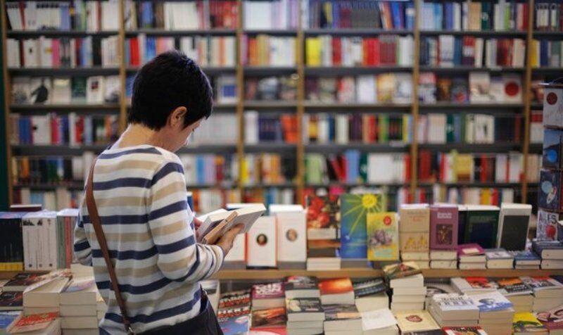 طرح زمستانه تخفیف ۲۵ درصدی فروش کتاب در همدان آغاز شد