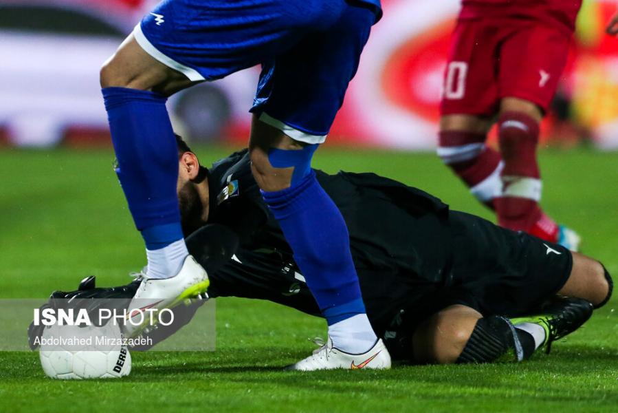 سرنوشت قانون منع جذب خارجی‌ها در فصل آینده/ شرط حضور بازیکنان و مربیان خارجی در فوتبال ایران