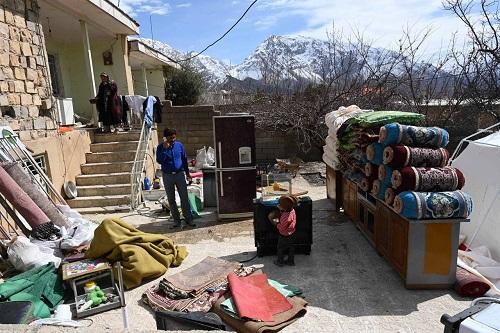گلایه مردم سی‌سخت از خدمات‌رسانی دولت در مناطق زلزله زده کهگیلویه و بویراحمد + فیلم