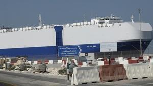 پهلو گرفتن کشتی سانحه دیده اسرائیلی در دبی + انتشار تصاویر از آسیب‌های وارد شده - Gooya News