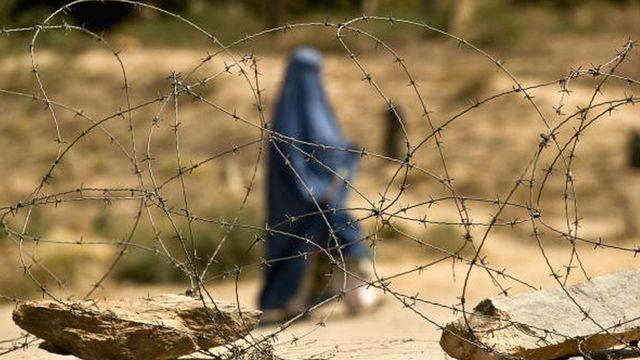 افزایش قتل زنان در افغانستان؛ در یک سال گذشته ۱۳۶ زن به قتل رسیدند