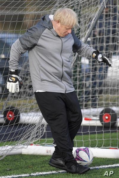 جام جهانی فوتبال ۲۰۳۰؛ بوریس جانسون از درخواست میزبانی مشترک بریتانیا و جمهوری ایرلند حمایت کرد