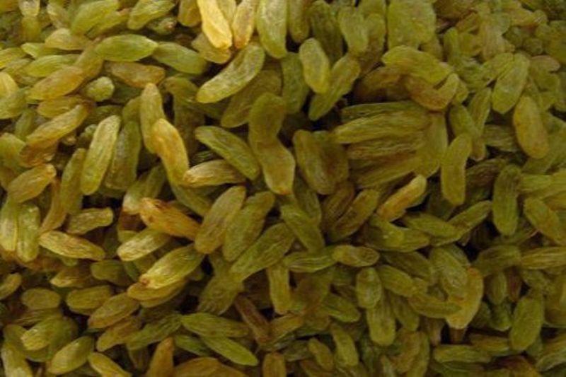 یک هزار و ۵۰۰ تن کشمش از خُنداب استان مرکزی صادر شد