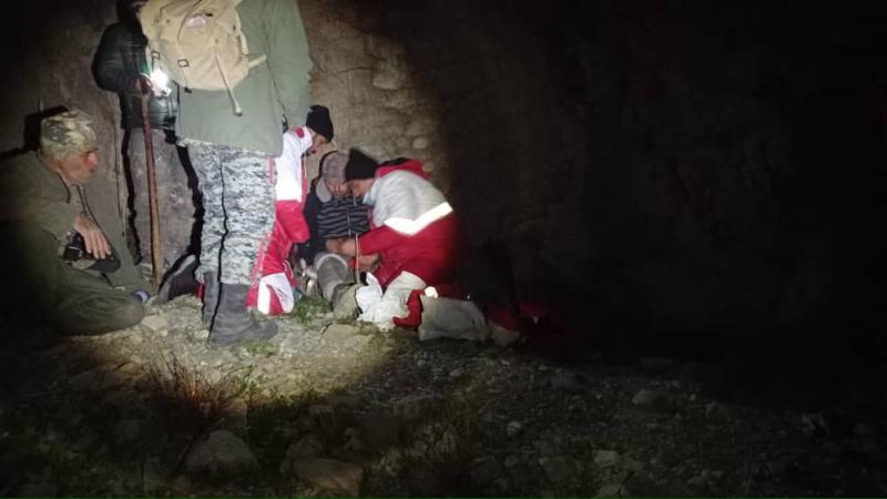 عملیات ۱۰ ساعته هلال احمر برای نجات گروه کوهنوردی از ارتفاعات کمتال