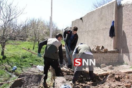 مرمت و بازسازی خانه محرومان در بخش کوهین از سوی دانشجویان قزوینی