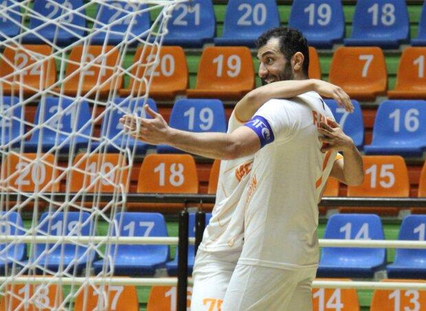 صعود مس به صدر جدول در روز پیروزی گیتی پسند مقابل سن ایچ