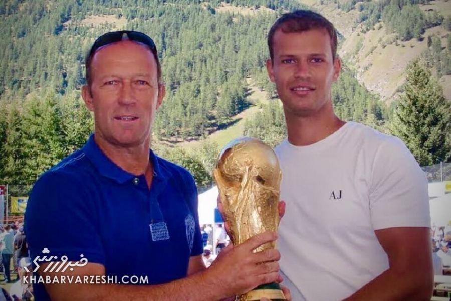 گاف بزرگ فدراسیون فوتبال/ از سرمربی سابق پرسپولیس خبری نیست