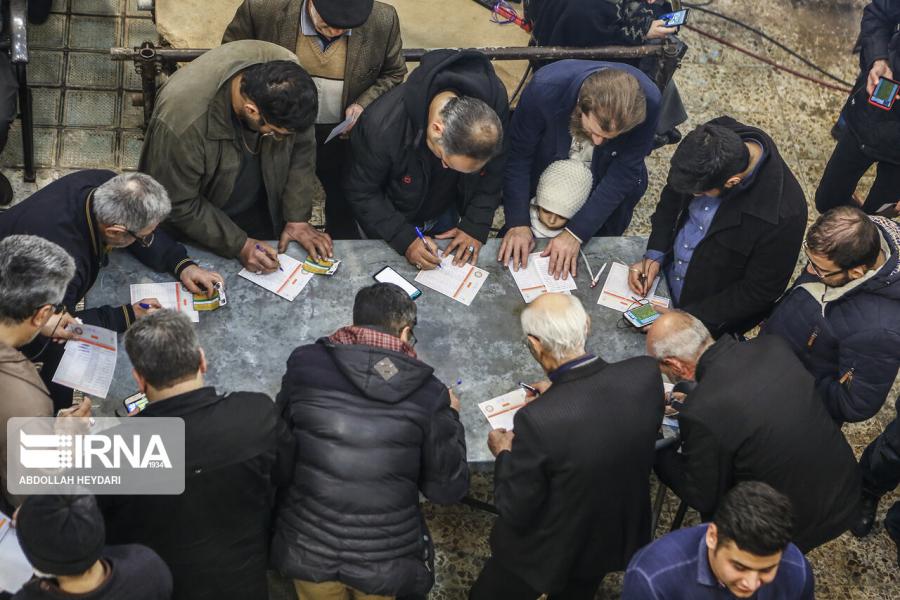 نقش روحانیون در انتخابات تبیین گری و بصیرت افزایی است
