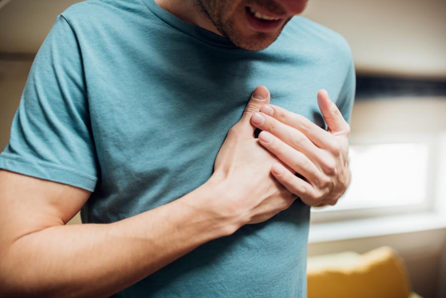 چگونه حمله قلبی را از سوء هاضمه و آنژین قلبی تشخیص دهیم؟