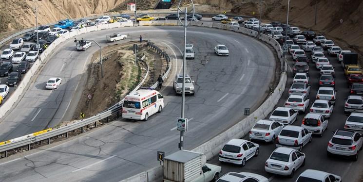 تردد پرحجم در محور تهران-فشم/ ترافیک سنگین در محور‌های هراز و کندوان
