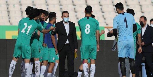 عزیزی خادم: در یک آوردگاه و گذرگاه سخت تاریخی قرار گرفتیم