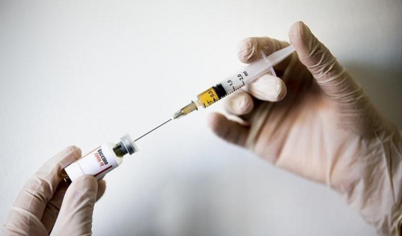 توضیحات دادگستری استان فارس پیرامون تزریق واکسن به تعداد اندکی از کارکنان دارای بیماری‌های خاص و زمینه‌ای و خطرناک / دستور شورای استان زیر نظر استاندار و ستاد کرونا در مورد واکسن‌ها