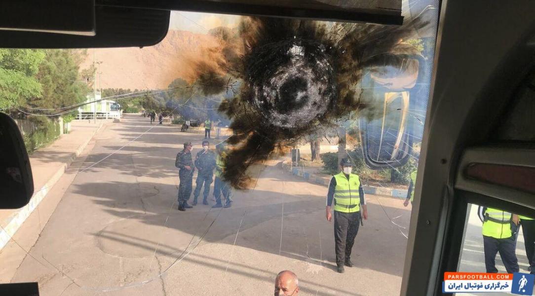 ۱۳:۰۰ جزئیات جدید از حمله به اتوبوس پرسپولیس در اصفهان با نارنجک