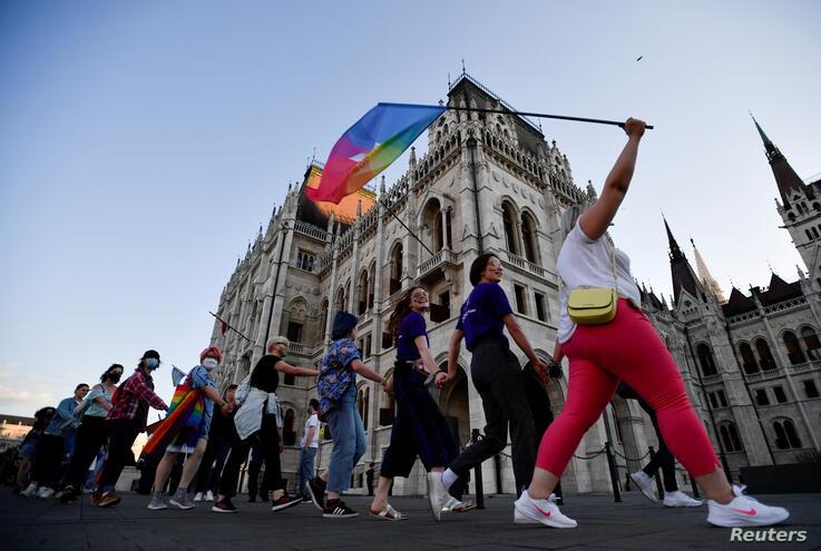اختلاف مجارستان و اتحادیه اروپا بر سر حقوق دگرباشان جنسی بالا گرفت