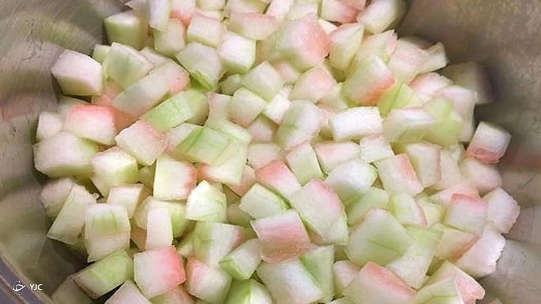 ۶ فایده شگفت‌انگیز پوست هندوانه