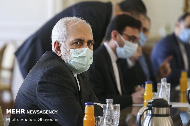 FM Zarif congratulates world Muslims on Eid al-Adha