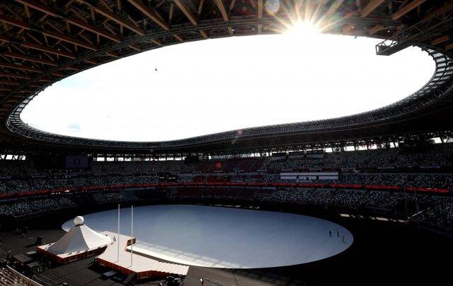 آغاز مراسم افتتاحیه المپیک ۲۰۲۰ توکیو/ یک دقیقه سکوت برای جانباختگان کرونا